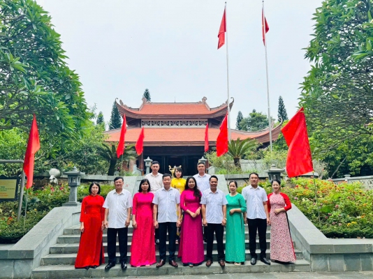 CHI BỘ TRUNG TÂM BẢO TRỢ VÀ CÔNG TÁC XÃ HỘI: ĐỔI MỚI CHẤT LƯỢNG SINH HOẠT CHUYÊN ĐỀ QUÝ II/2026 QUA HÀNH TRÌNH VỀ NGUỒN TẠI ATK ĐỊNH HÓA